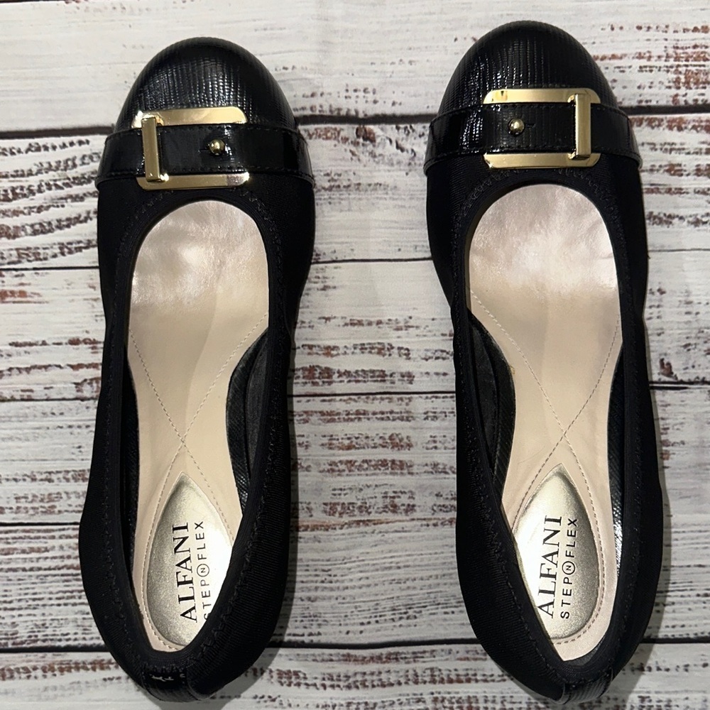 Alfani Step 'N Flex Tomina Wedges Sz. 7.5 - Picture 2 of 10